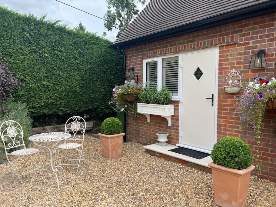 Boutique Style Self Contained Annexe With Garden Apartment Mursley Exterior foto