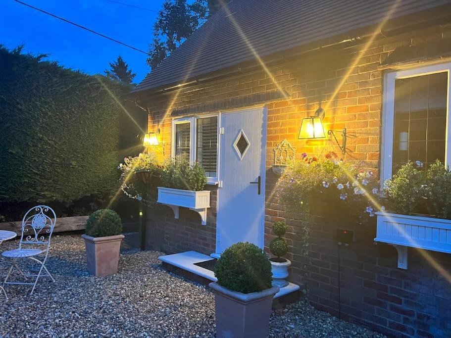 Boutique Style Self Contained Annexe With Garden Apartment Mursley Exterior foto